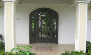 Alquilo/ Vendo Casa en Cardenas Village Ancon