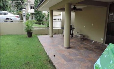 VENTA CASA EMBASSY GARDENS 5REC CLAYTON