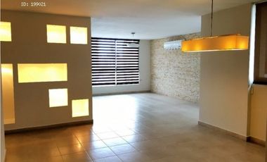 APARTAMENTO PH AURORA TOWER OBARRIO