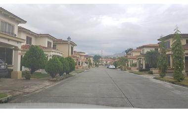 VENTA/ALQUILER CASA CONDADO DEL REY 3REC+CBE PASEO