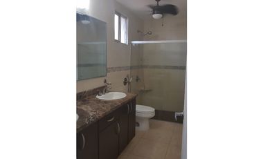 VENTA/ALQUILER CASA CONDADO DEL REY 3REC+CBE PASEO