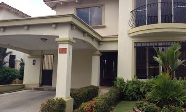 VENTA/ALQUILER CASA CONDADO DEL REY 3REC+CBE PASEO