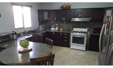 VENTA/ALQUILER CASA CONDADO DEL REY 3REC+CBE PASEO