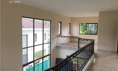 VENDO CASA SENDERO CAMINO CRUCES CLAYTON