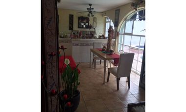 CASA CON PISCINA CONDADO DEL REY 480MTS