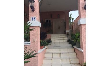 CASA CON PISCINA CONDADO DEL REY 480MTS