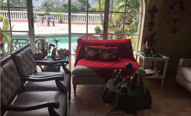 CASA CON PISCINA CONDADO DEL REY 480MTS