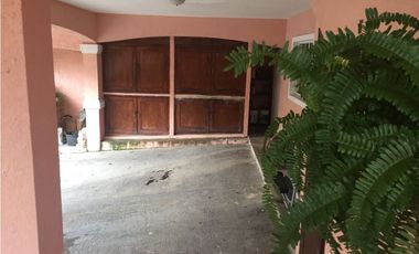 CASA CON PISCINA CONDADO DEL REY 480MTS