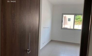 CASA EN CONDADO DEL REY 3 REC 268MT2