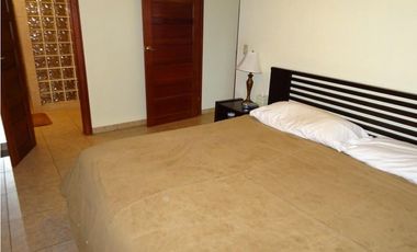 VENDE APARTAMENTO  PH VISTA DEL ESTE (URRACA)