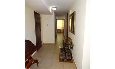 VENDE APARTAMENTO  PH VISTA DEL ESTE (URRACA)