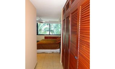 VENDE APARTAMENTO  PH VISTA DEL ESTE (URRACA)