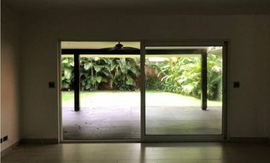 CASA UNIFAMILAR COSTA DEL ESTE 4REC 300M2