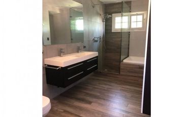 CASA UNIFAMILAR COSTA DEL ESTE 4REC 300M2