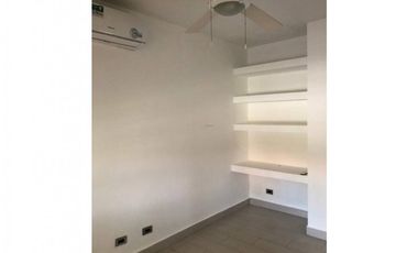 CASA UNIFAMILAR COSTA DEL ESTE 4REC 300M2