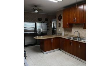 APARTAMENTO PUNTA PACIFICA PH OCEAN PARK 280MT