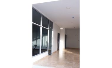 APARTAMENTO L/B CONDADO DEL REY PH ROKAS 3R