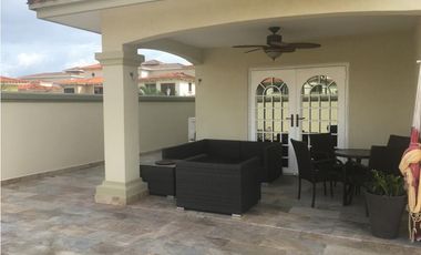 CASA CONDADO DEL REY PASEO DORADO 3REC 399MTS