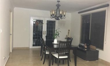 CASA CONDADO DEL REY PASEO DORADO 3REC 399MTS