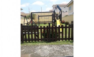 VENTA CASA EN COUNTRY CONDADO DEL REY