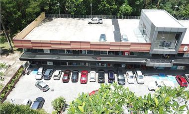 LOCALES COMERCIALES CLAYTON MALL 120 MT2