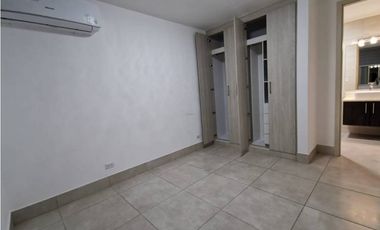 APARTAMENTO LINEA BLANCA PH SKY POINT 2REC