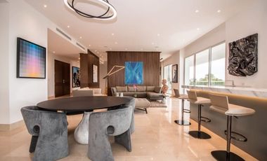 APARTAMENTO LUJOSO EN COSTA DEL ESTE - FRENTE AL MAR - 707M2