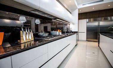 APARTAMENTO LUJOSO EN COSTA DEL ESTE - FRENTE AL MAR - 707M2