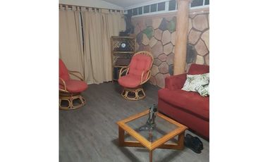 VENDO CASA 3REC+CBE ALBROOK POR GREEN VALLEY