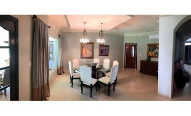 CASA EXCLUSIVA EN VENTA EN ROYAL PACIFIC  COSTA DEL ESTE