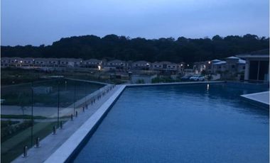 CASA ALTOS DEL PARQUE, DORADO LAKE