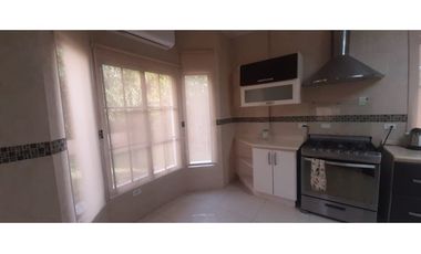 ALQUILO ESPECTACULAR CASA 520M2  EN CLAYTON VILLAGE L/B