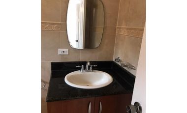 ALQUILO ESPECTACULAR CASA 450MT2  EN CLAYTON VILLAGE  L/B