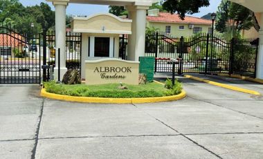AMPLIA CASA CLAYTON ALBROOK GARDENS 260MT2