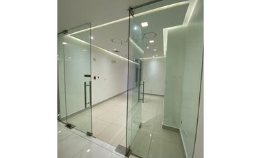 OFICINA 104m2  RBS TOWER, PAITILLA  INCLUYE MTTO Y ELECTRICIDAD