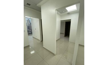 OFICINA 104m2  RBS TOWER, PAITILLA  INCLUYE MTTO Y ELECTRICIDAD