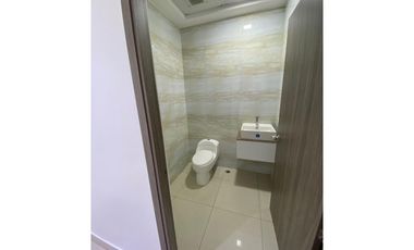 OFICINA 104m2  RBS TOWER, PAITILLA  INCLUYE MTTO Y ELECTRICIDAD