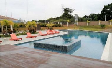 CASA A ESTRENAR EN ALTOS DEL PARQUE DETRAS DE ALTAPLAZA 4 REC 338 M²