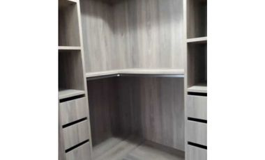 CASA A ESTRENAR EN ALTOS DEL PARQUE DETRAS DE ALTAPLAZA 4 REC 338 M²