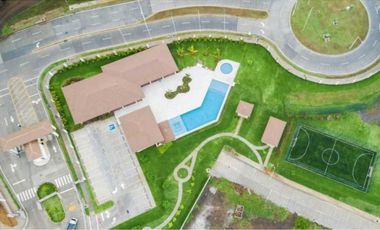 CASA A ESTRENAR EN ALTOS DEL PARQUE DETRAS DE ALTAPLAZA 4 REC 338 M²