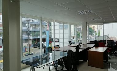 ALQUILER OFICINA AMOBLADA 90 M2 EN EL CANGREJO