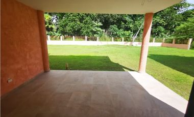 SE VENDE CASA  EN CLAYTON PARA ESTRENAR 600 MTS2 CON SIN PISCINA