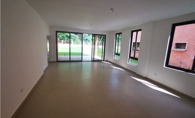 SE VENDE CASA  EN CLAYTON PARA ESTRENAR 600 MTS2 CON SIN PISCINA
