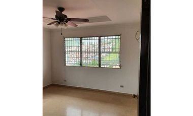 ALQUILO CASA DOS NIVELES EN ALTOS SANTA MARIA