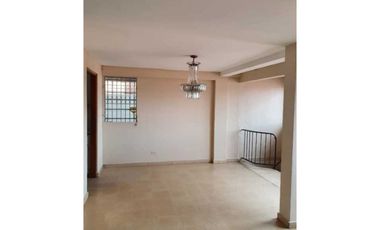 ALQUILO CASA DOS NIVELES EN ALTOS SANTA MARIA