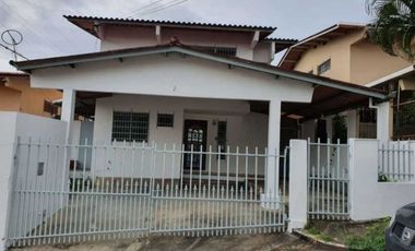 ALQUILO CASA DOS NIVELES EN ALTOS SANTA MARIA