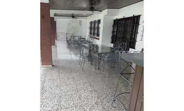 CASA EN ALQUILER EN BARRIO PRIVADO EN SAN  FRANCISCO 5 REC 660m