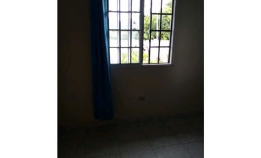 ALQUILA CASA EN SANTIAGO CERCA DE LA U. TECNOLOGICA, MUY LINDA