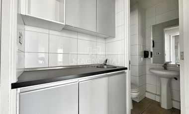 Oficina en Arriendo en ALMIRANTE PASTENE, PROVIDENCIA
