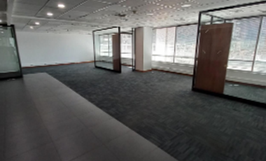 Oficina en Arriendo en Edificio Palladio/ Metro Pedro de Valdivia
